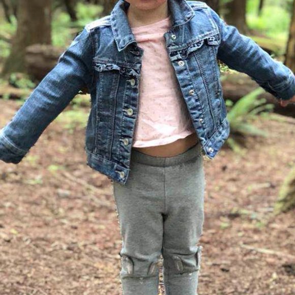 Cute jeans jacket - Picture 1 of 8